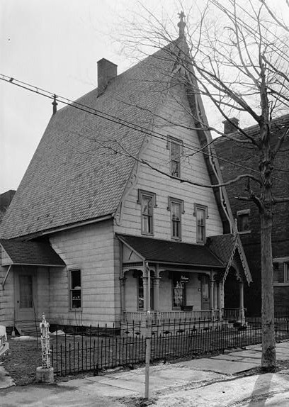 Photograph of Alfred Dunk House