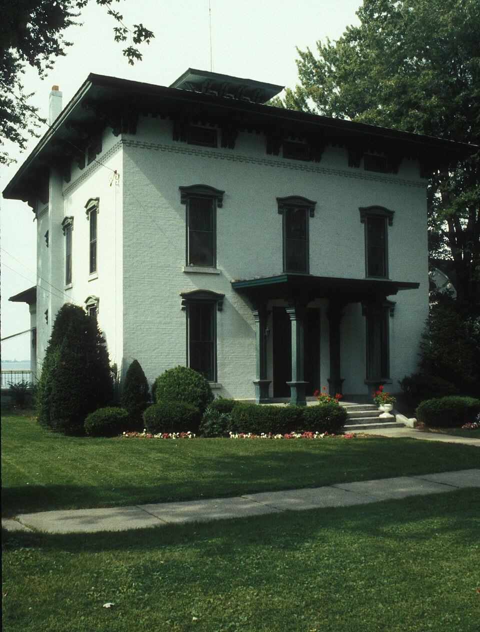 Photograph of E. K. Burnham House