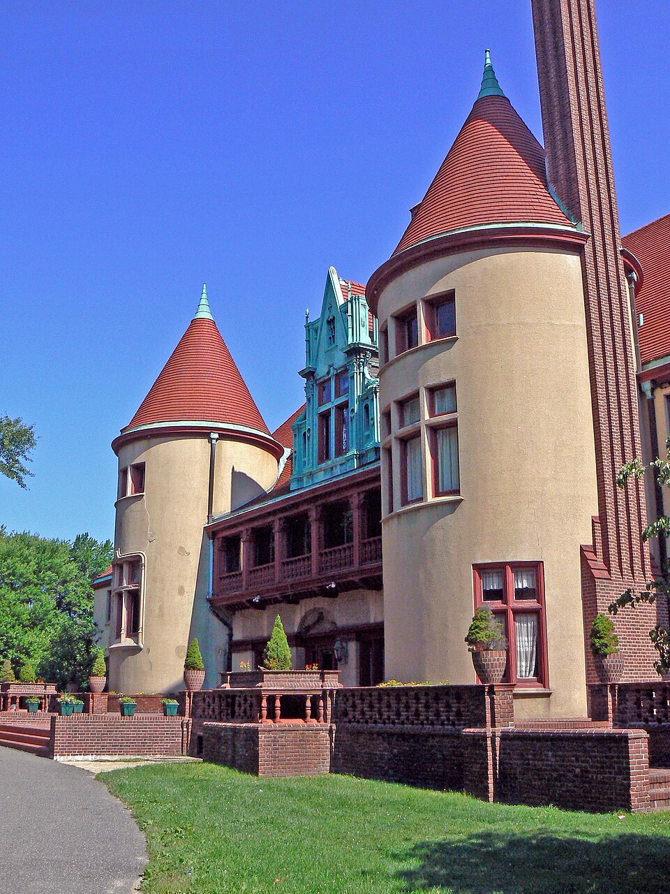 Photograph of Coindre Hall
