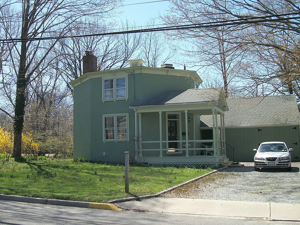 Photograph of Prime-Octagon House