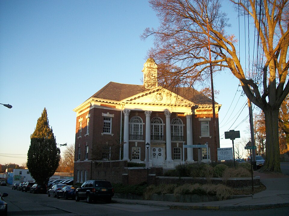 Photograph of Old Town Hall Historic District