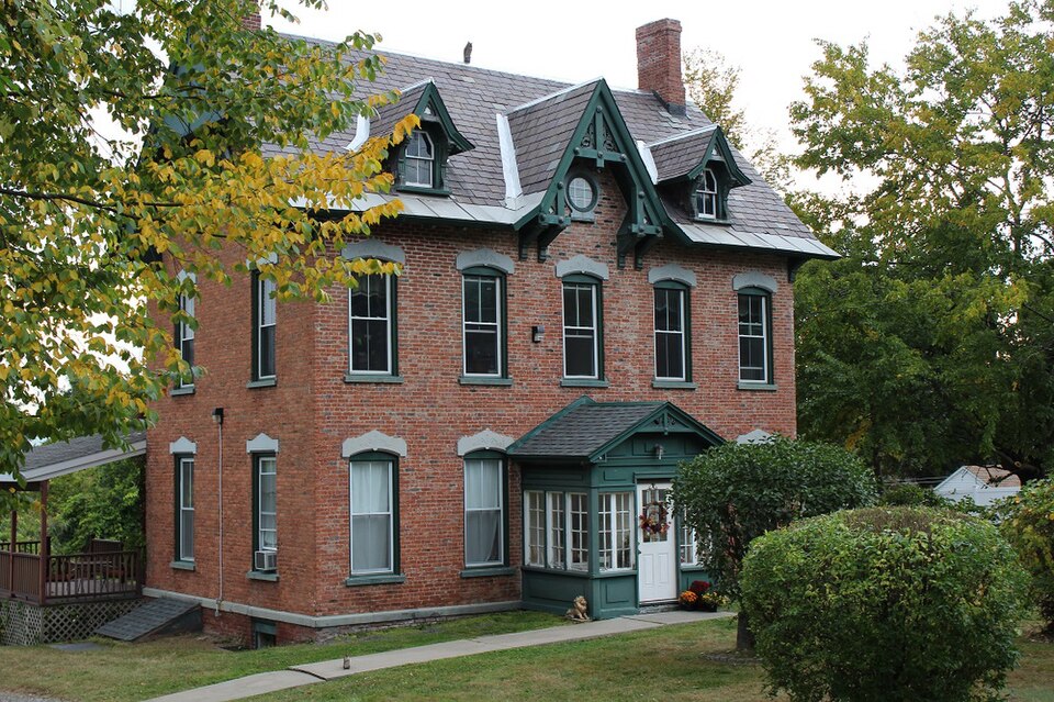 Photograph of Frederick Cramer House
