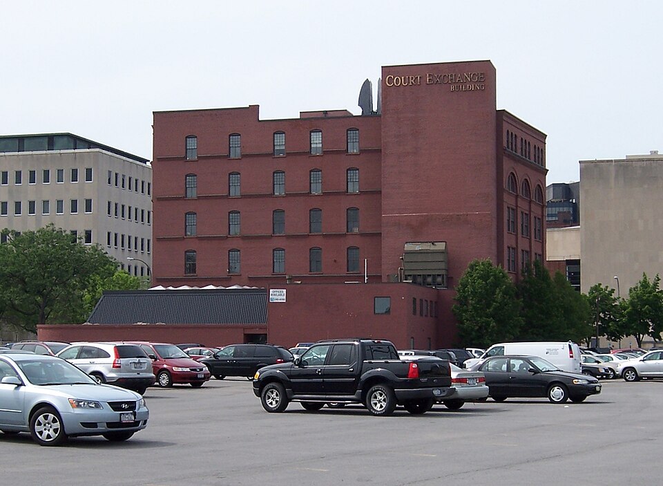 Photograph of Court-Exchange Building