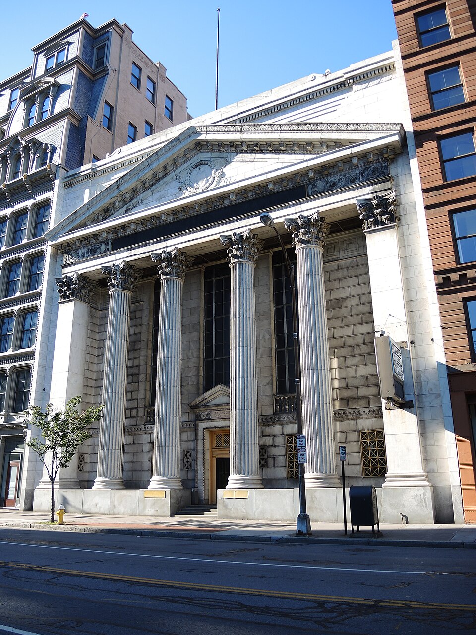 Photograph of First National Bank of Rochester-Old Monroe County Savings Bank Building