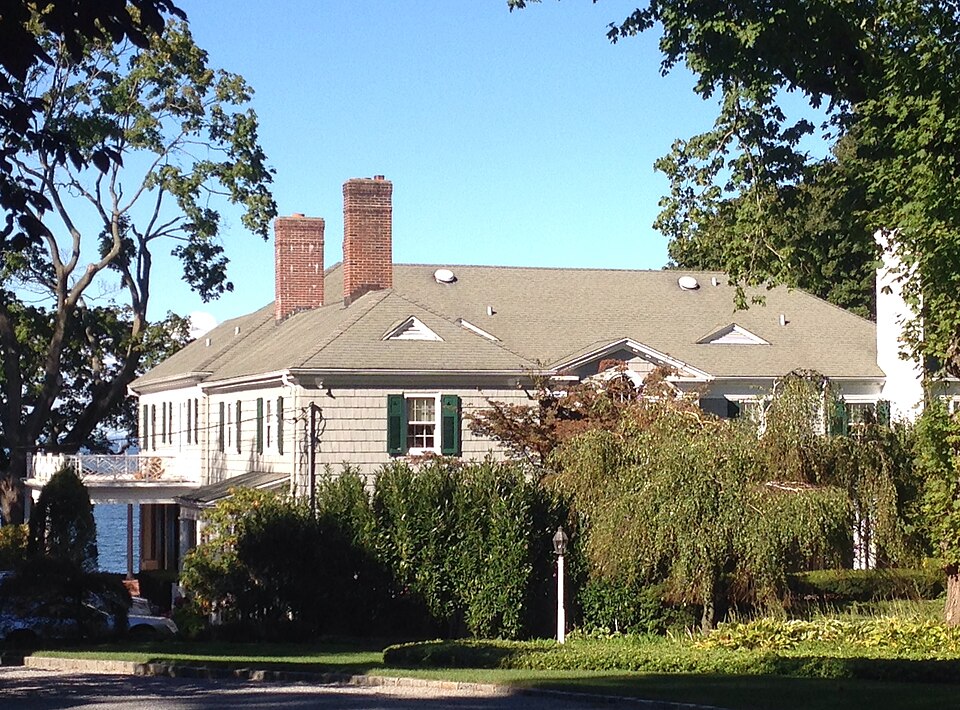 Photograph of A. P. W. Kennan House