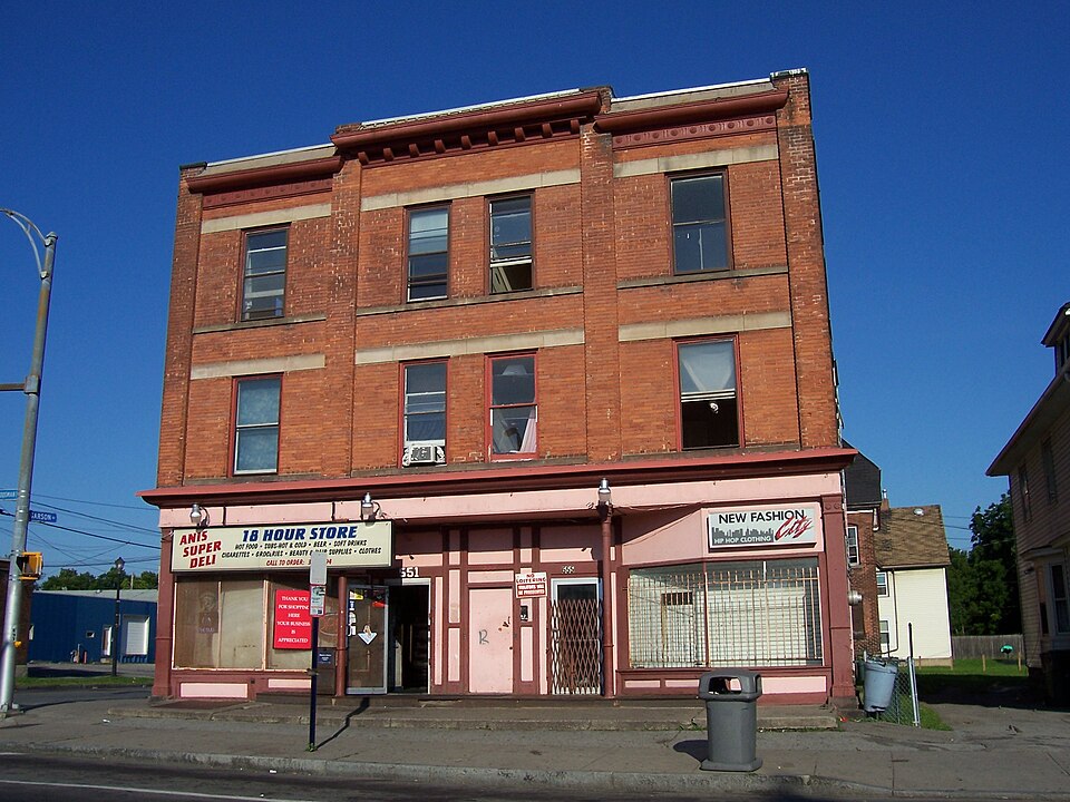 Photograph of Building at 551-555 North Goodman Street