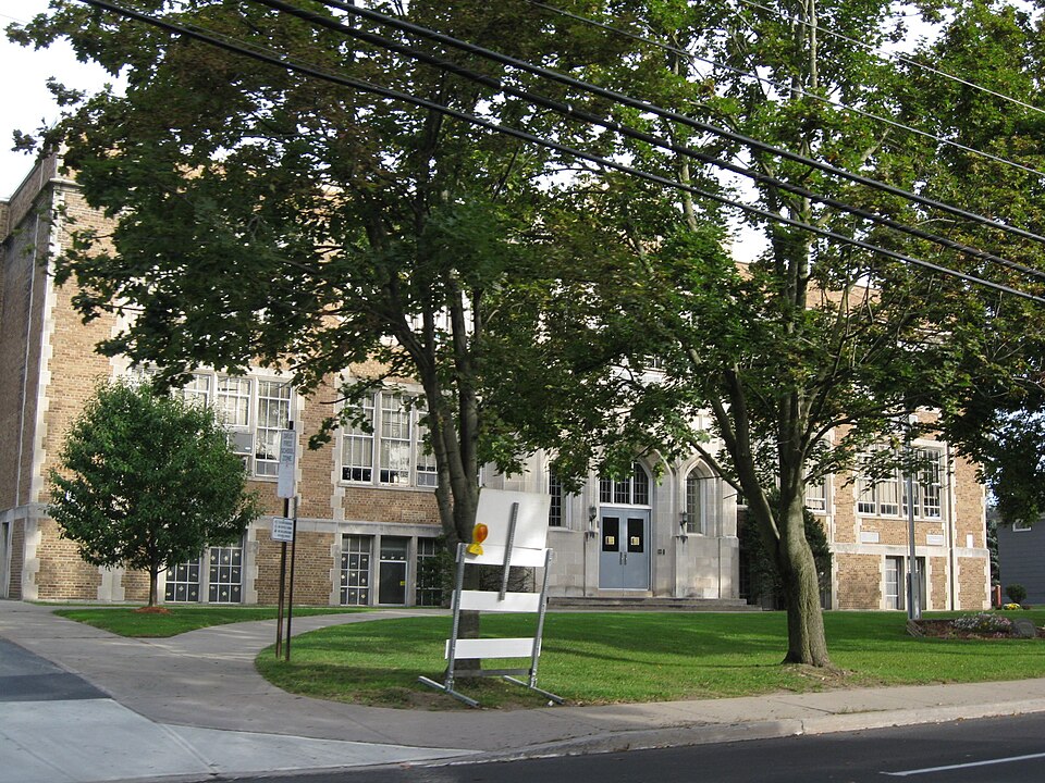 Photograph of Peterboro Street Elementary School