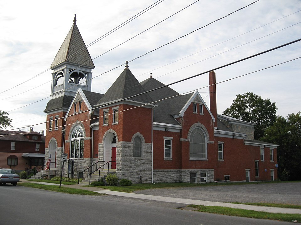 Photograph of United Church of Canastota