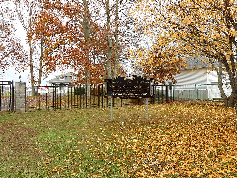 Photograph of Masury Estate Ballroom