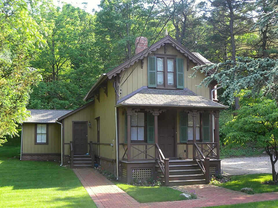 Photograph of Eastman Cottage