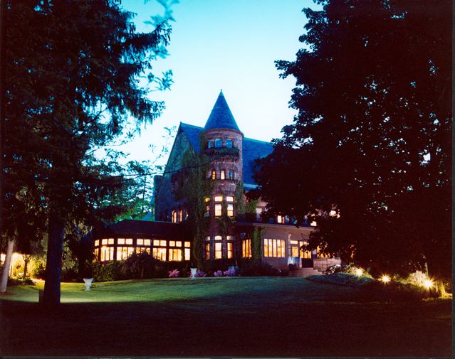 Photograph of Belhurst Castle