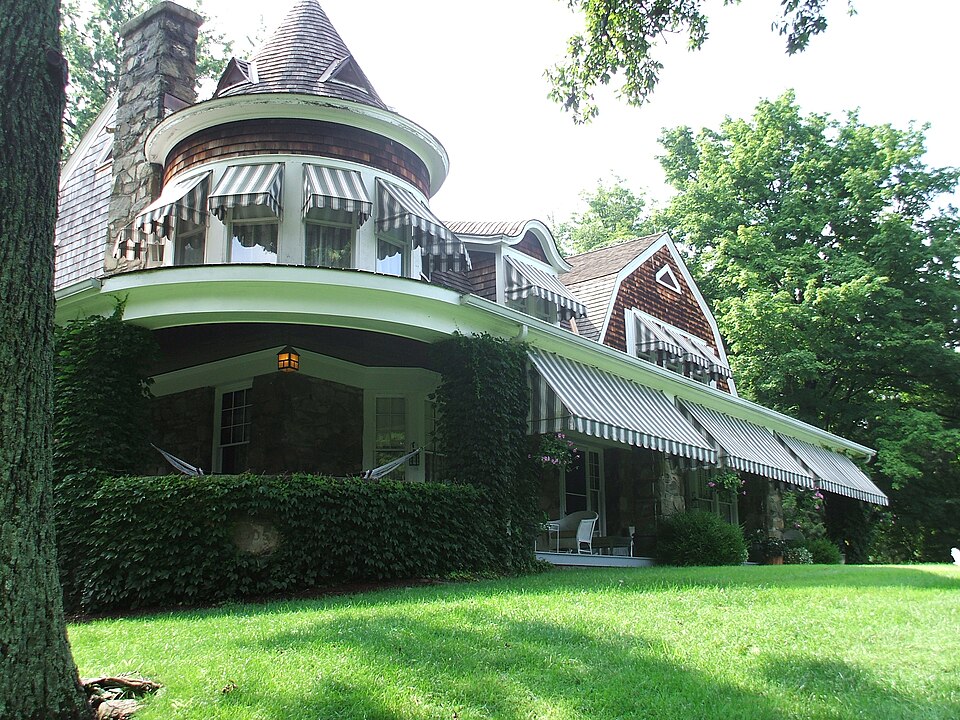 Photograph of Stonecrest