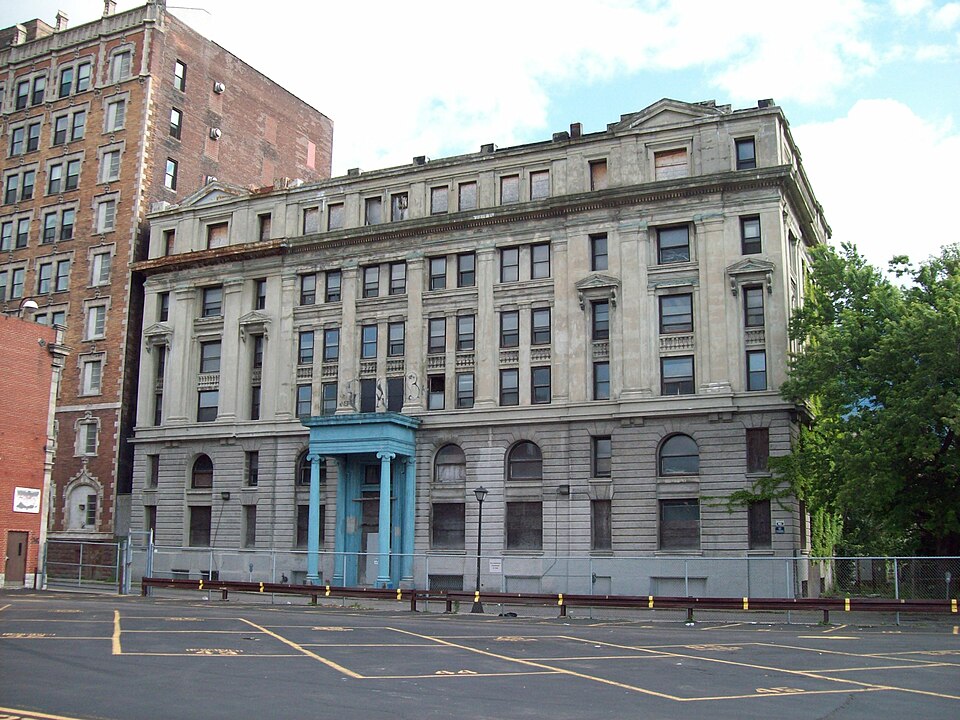 Photograph of Berkeley Apartments