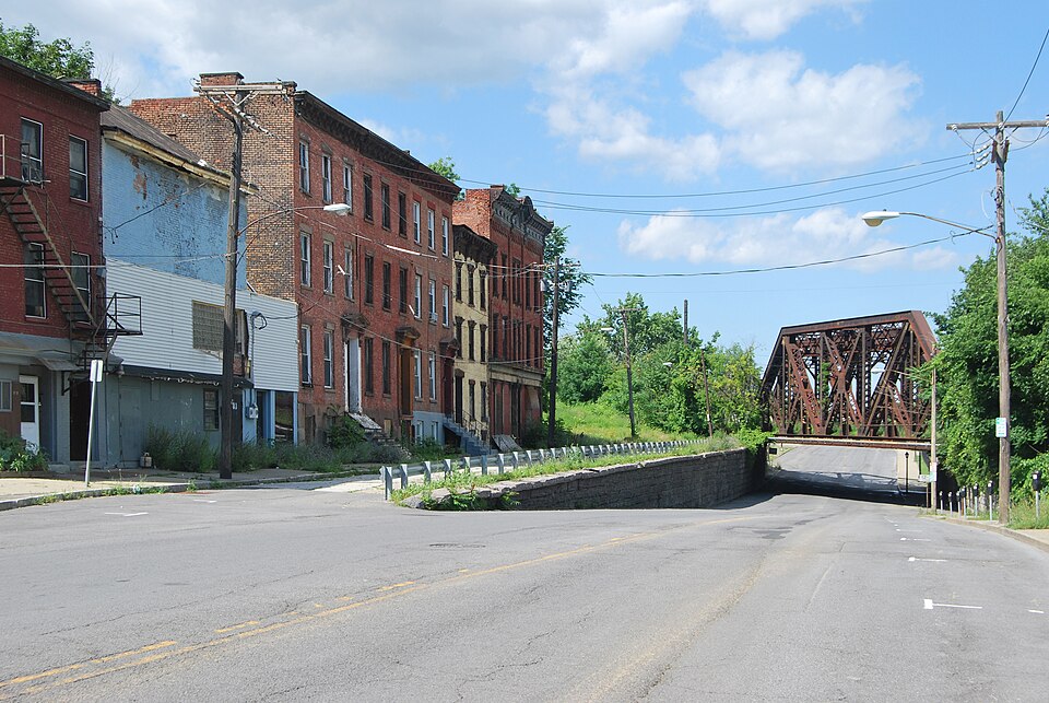 Photograph of Broadway-Livingston Avenue Historic District