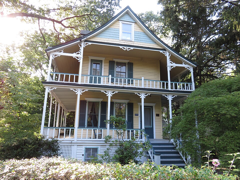 Photograph of House at 378 Glen Avenue