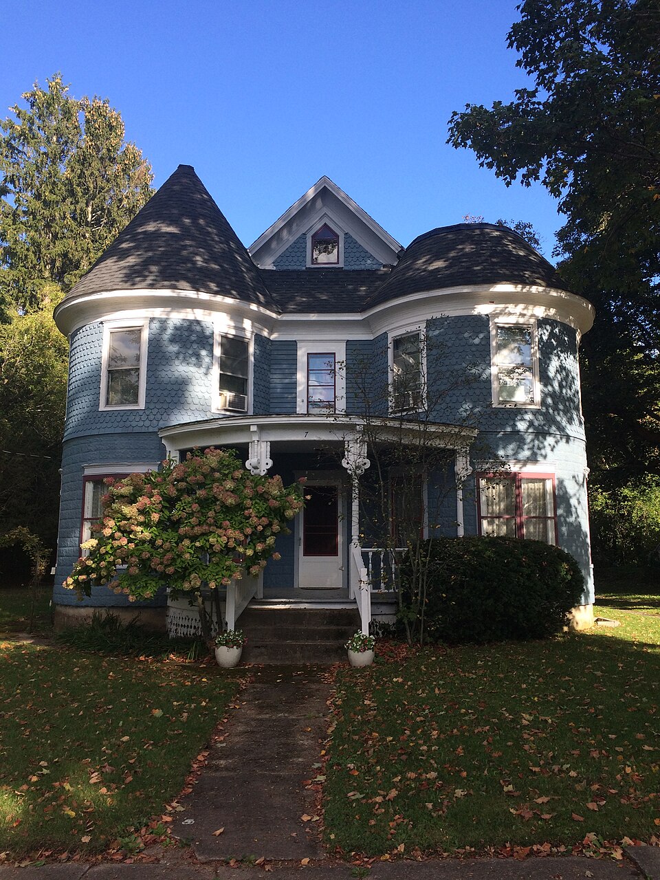 Photograph of Fred Smart House