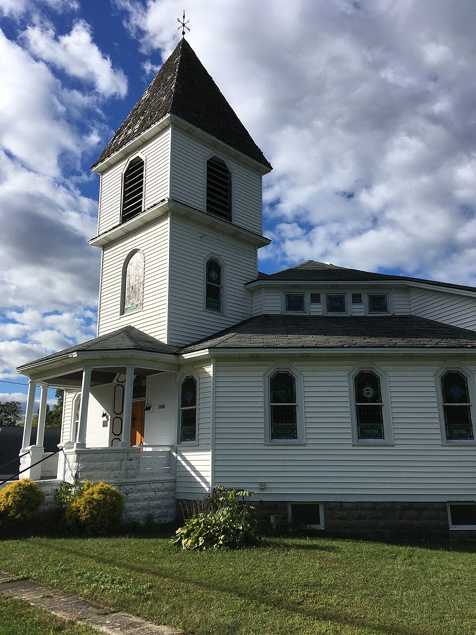 Photograph of First Baptist Church