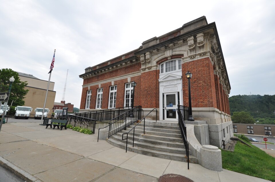 Photograph of United States Post Office