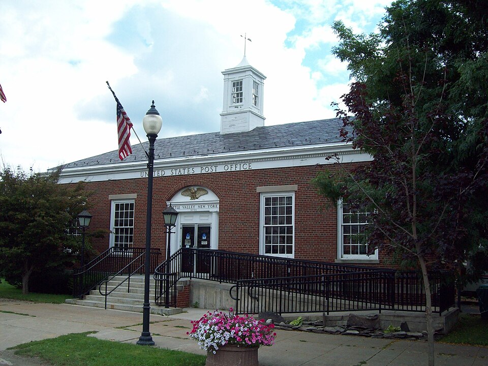 Photograph of United States Post Office