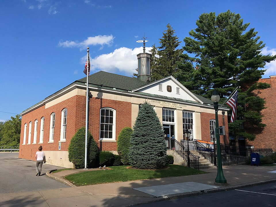 Photograph of United States Post Office