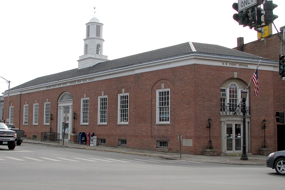 Photograph of United States Post Office