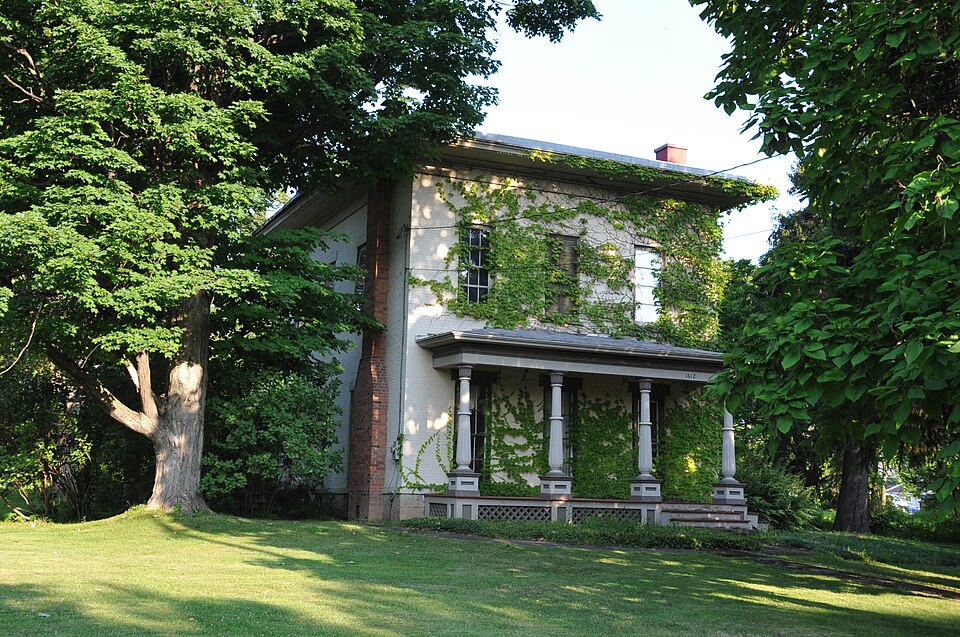 Photograph of Alverson-Copeland House