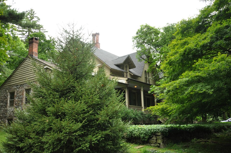 Photograph of Haring-Eberle House