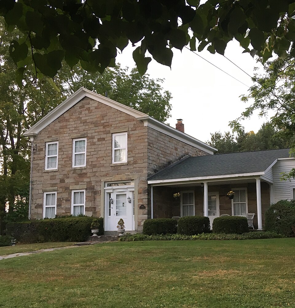Photograph of Leonard Ames Farmhouse