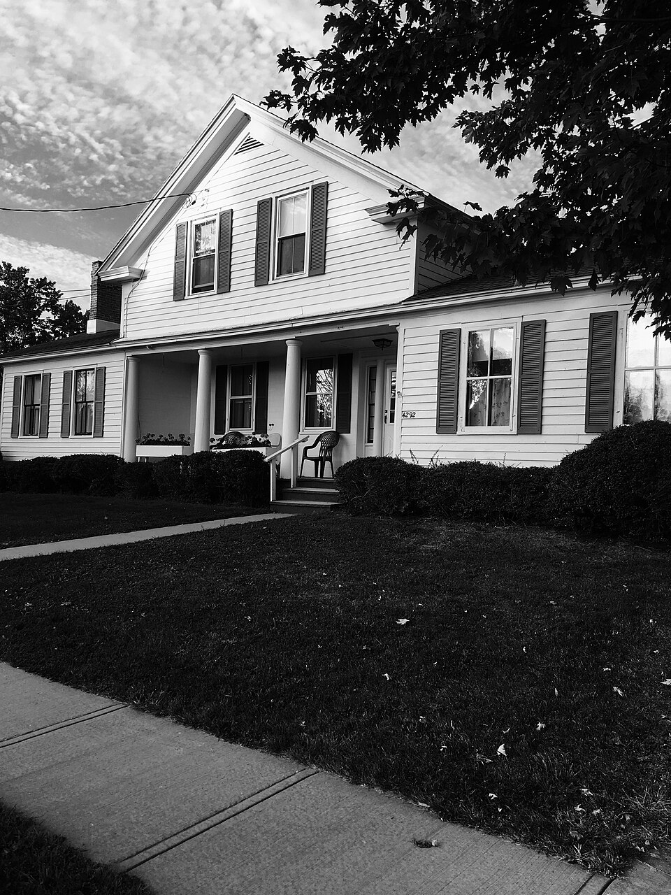 Photograph of Thayer Farmstead