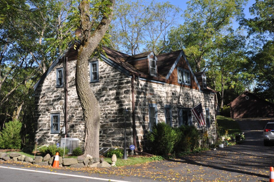 Photograph of Poppletown Farmhouse