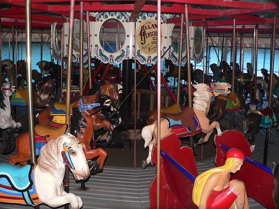 Photograph of Ross Park Carousel