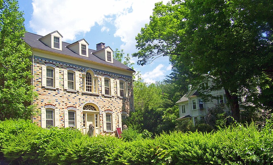 Photograph of Snyder Estate Natural Cement Historic District