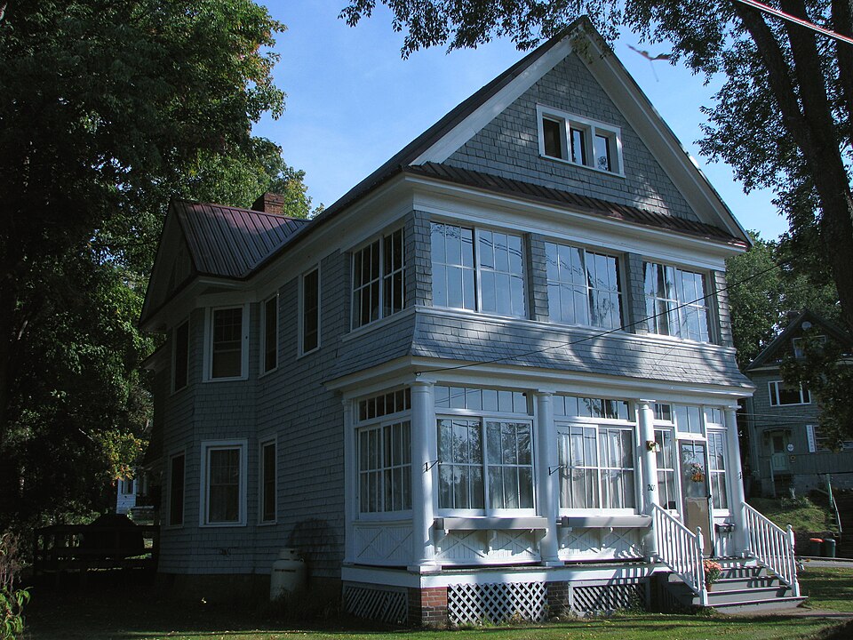Photograph of Feisthamel-Edelberg Cottage