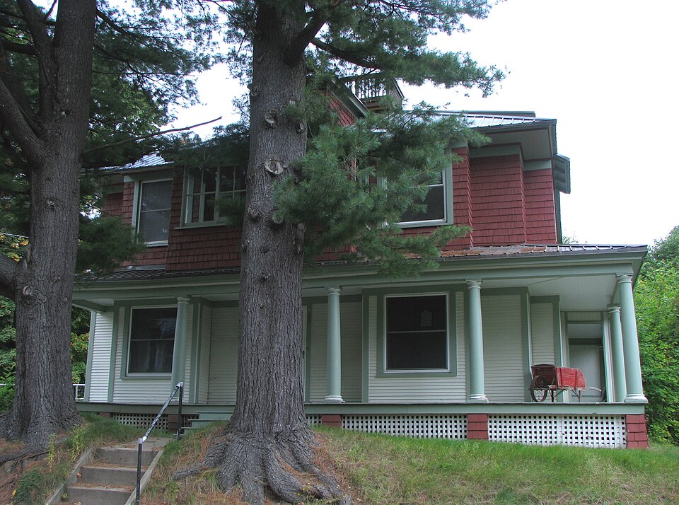Photograph of Orin Savage Cottage