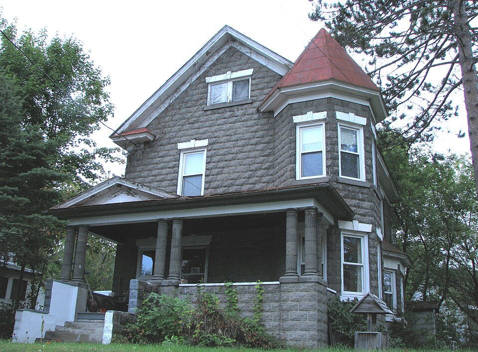 Photograph of Marquay Cottage