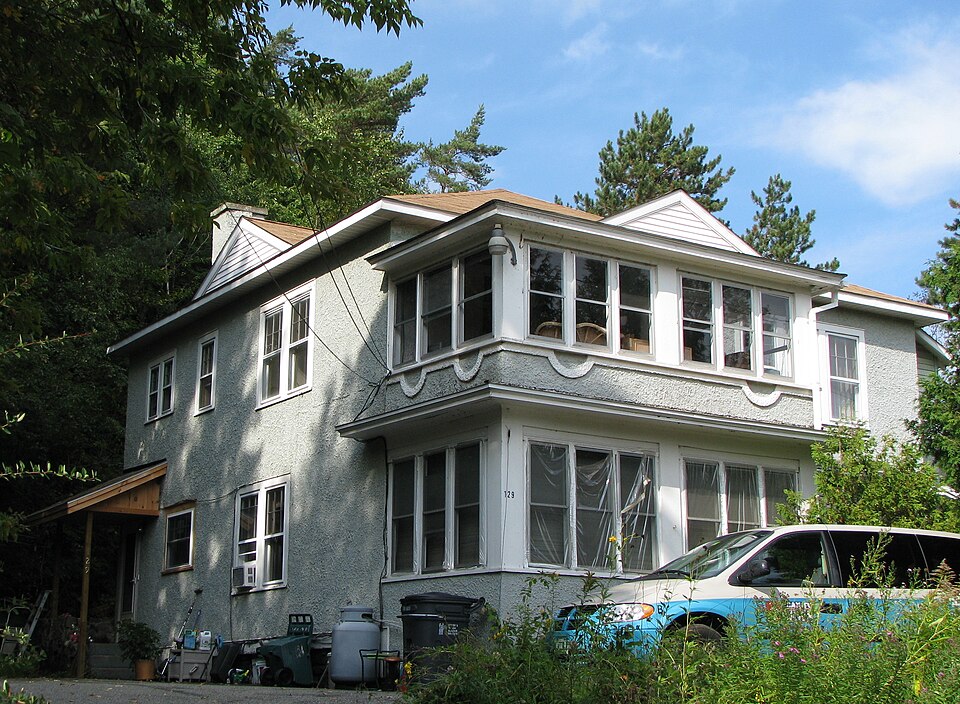 Photograph of Sarbanes Cottage