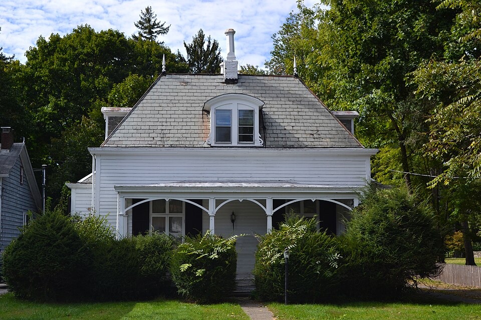 Photograph of Langdon Estate Gatehouse