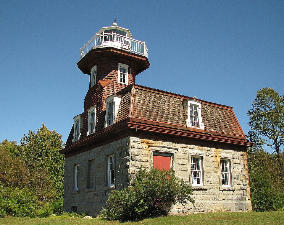 Photograph of Bluff Point Light