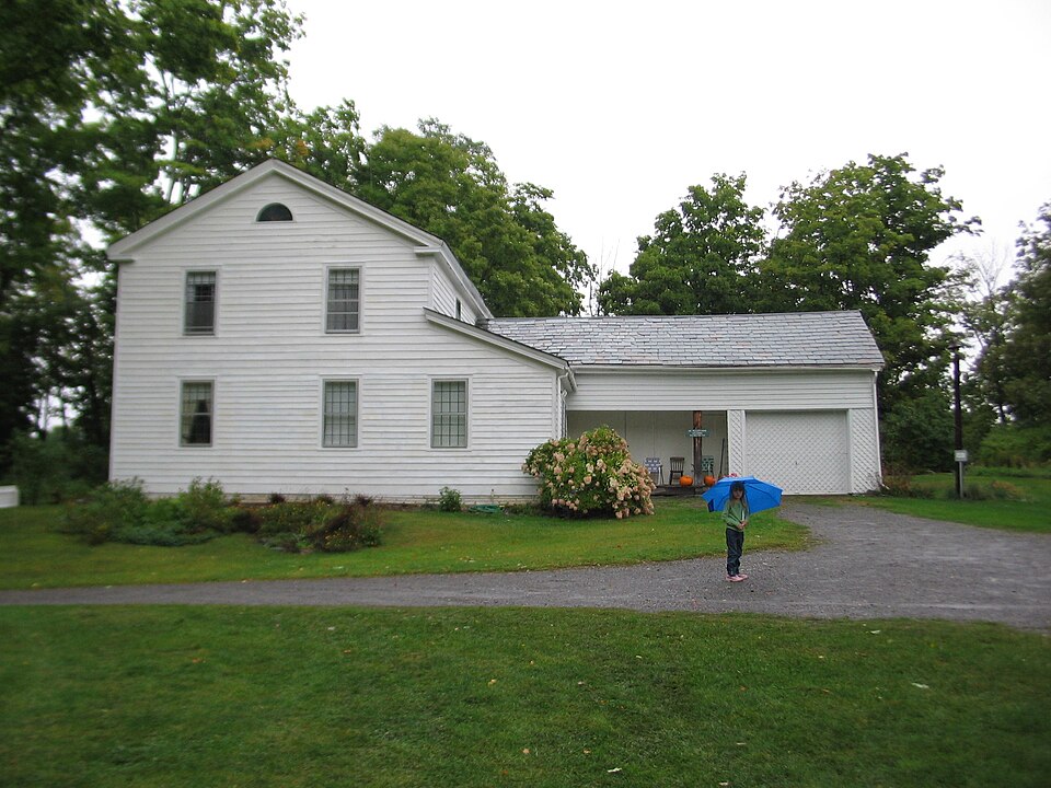Photograph of William Miller Chapel and Ascension Rock