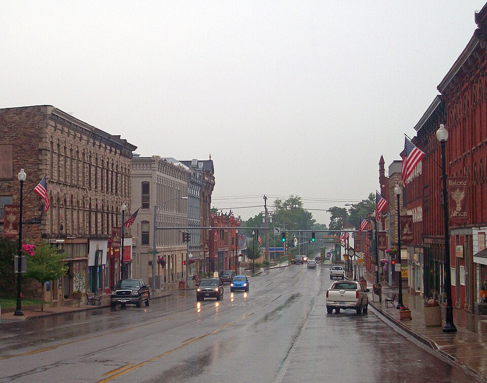 Photograph of North Main-Bank Streets Historic District