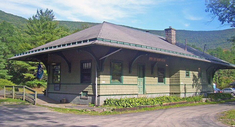 Photograph of Phoenicia Railroad Station