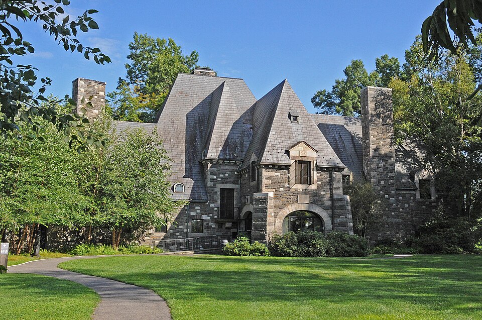 Photograph of Vermont Hatch Mansion