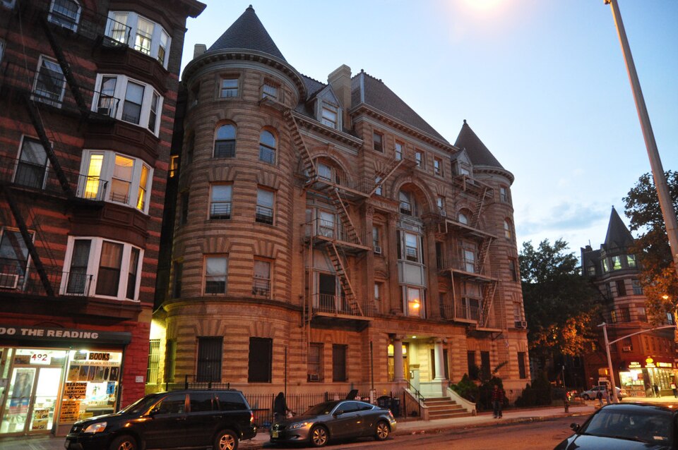 Photograph of Renaissance Apartments