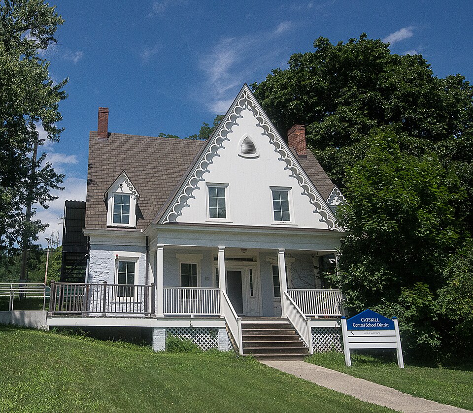 Photograph of Benjamin DuBois Stone House