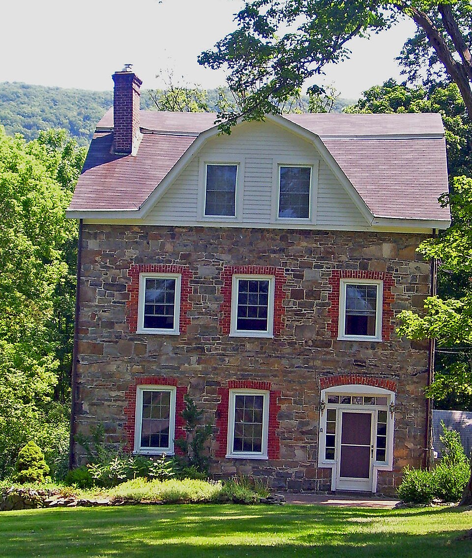 Photograph of Carvey-Gatfield House
