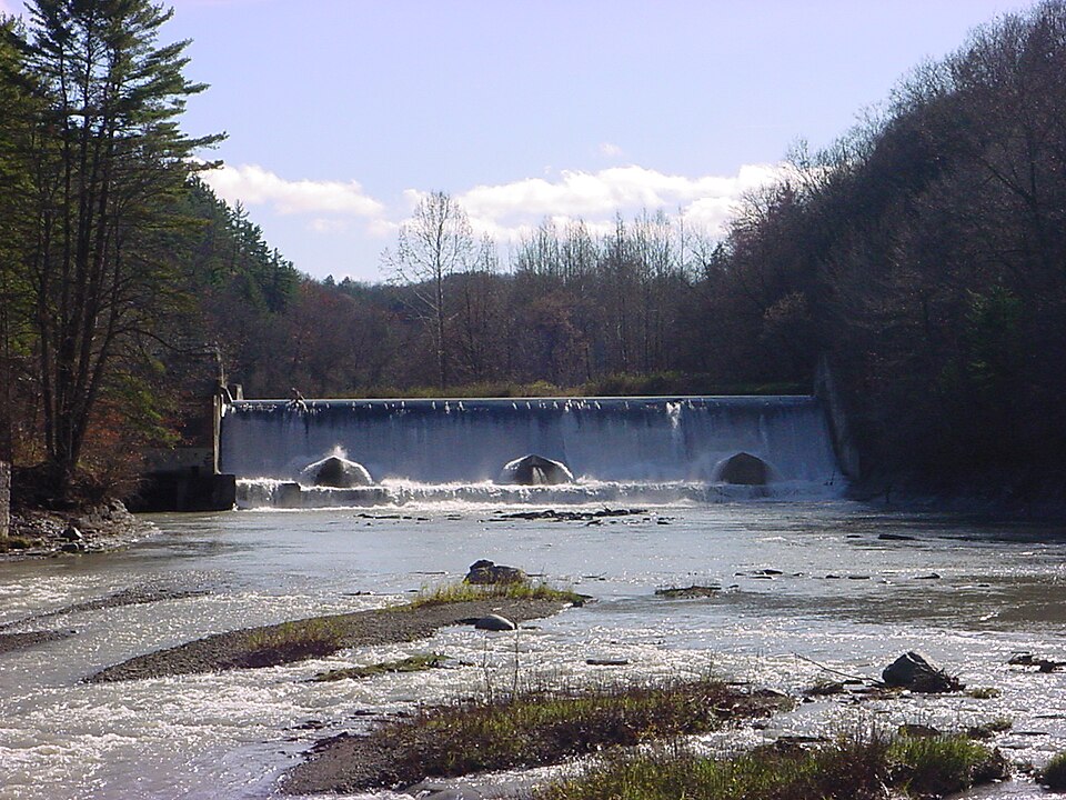 Photograph of Scoby Power Plant and Dam