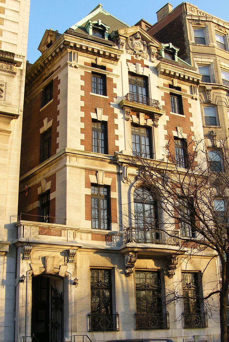 Photograph of Delta Psi, Alpha Chapter building