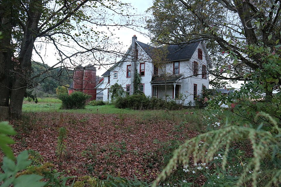 Photograph of Blewer Farm