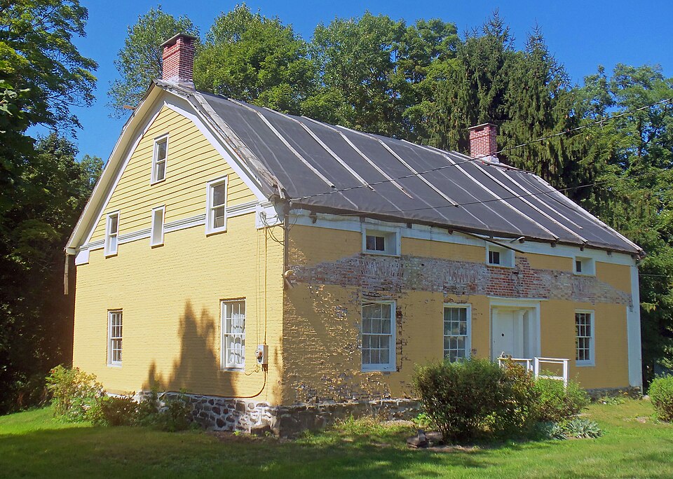 Photograph of Andries DuBois House
