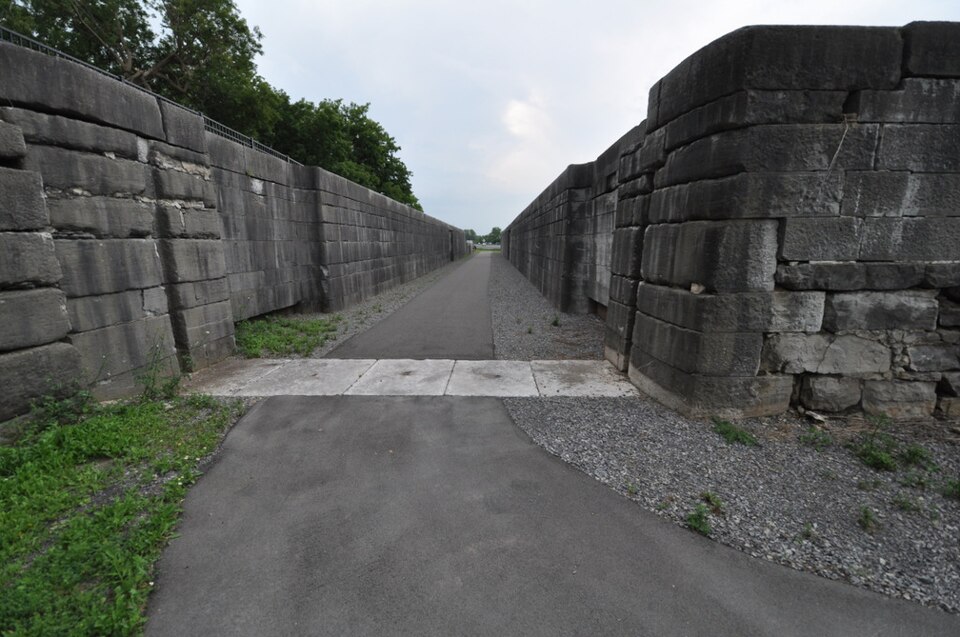 Photograph of Erie Canal Lock 52 Complex